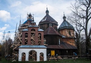 cerkiew-w-bystrem-remont-2